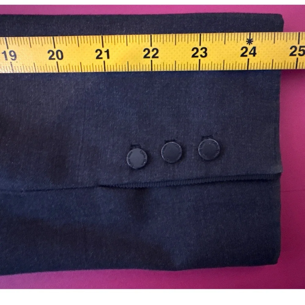 Calvin Klein measurements chest